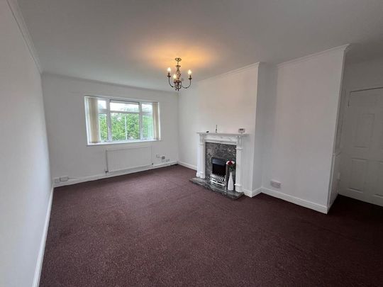3 bedroom flat to rent - Photo 1