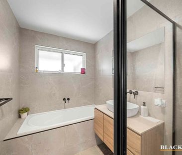 Bright, Comfortable & Low-Maintenance Living - Photo 6