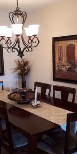 SUPERBE 4½ - ENTIÈREMENT RÉNOVÉ AU DERNIER ÉTAGE - 1445$/MOIS TOUT INCLUS, DISPONIBLE POUR JUILLET - Photo 3