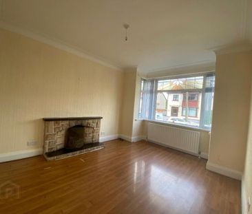 5 Jubilee Avenue, Lisburn, BT28 1EB - Photo 2