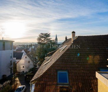 Riesige 3,5-Zimmer-Dachgeschoss-Wohnung (Fahrstuhl) mit Aussichtste... - Foto 2