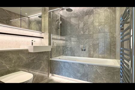2 Bed Flat, Bow Common Lane, E3 - Photo 2