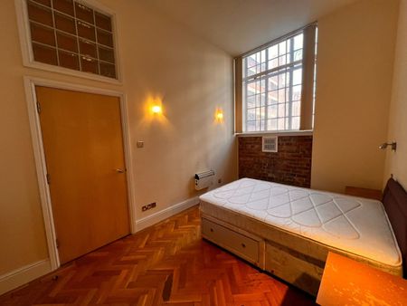 1 Bed Flat, Eastgate, LS2 - Photo 4