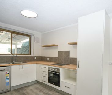 Renovated 2 Bedroom Unit with Ocean Views! - Photo 5
