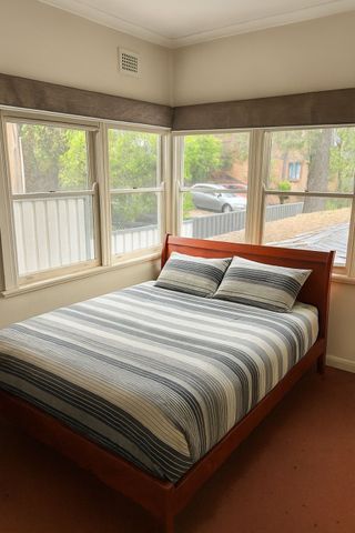 Lovely Family Home in Prime Location! - Photo 3