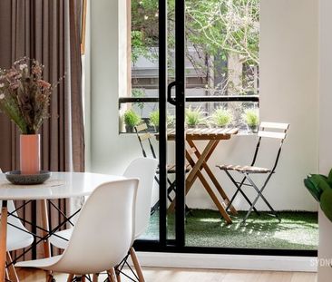 BOUTIQUE WAREHOUSE CONVERSION WITH A MANHATTAN FEEL | Furnished - Photo 5