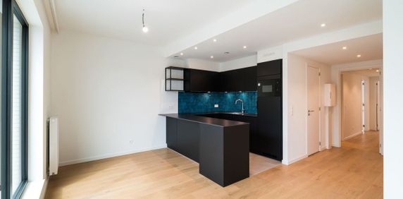 Appartement te huur in Sint-Gillis voor € 1.700 met 2 slaapkamers - Photo 2