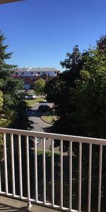 4 1/2 à louer Candiac - La Prairie - Montreal Rive-Sud - Photo 3