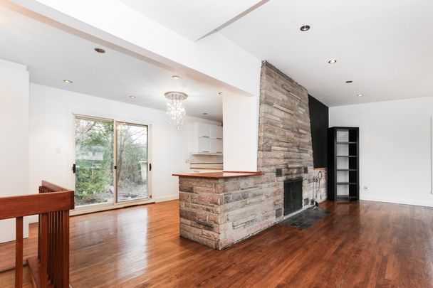 204 Av. de Sanford - Photo 1