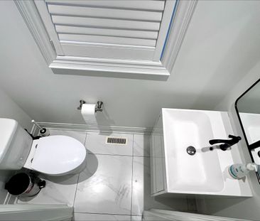 For Lease - 106 santa maria Trail, Vaughan, Ontario - Photo 1