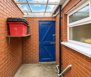 19 Brenda St, Belfast, BT5 5GQ - Photo 3