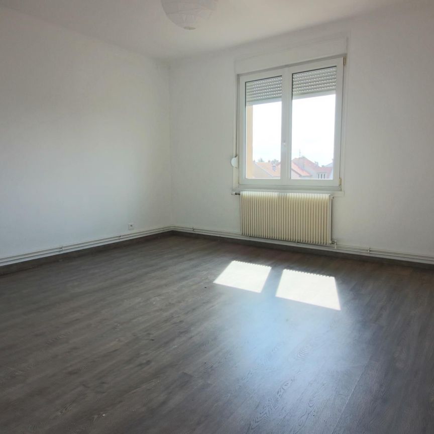 Location Appartement 4 pièces 94m² MARLY 57155 - Photo 1
