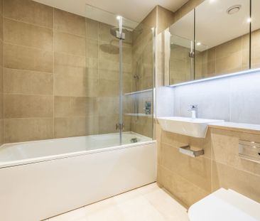 To Let 1 Bedroom Flat - Photo 6