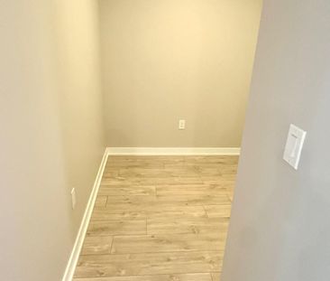 For Lease - 720 Whitlock Avenue Unit# 406, Milton, Ontario - Photo 2