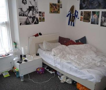 Armoury Square, BS5 - Photo 1