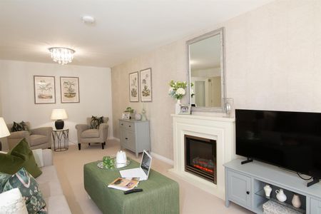 Charles Lodge, Evesham, Worcester - Photo 3