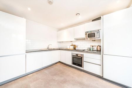 2 bedroom flat to rent - Photo 5