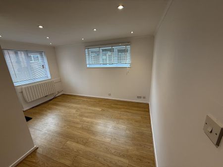 1 bedroom terraced house to rent - Photo 4