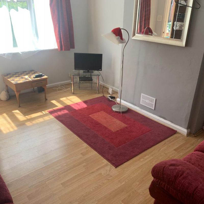 13 Rosebery Street - 48 Week Contract - All Bedrooms UpstairsLoughborough - Photo 1