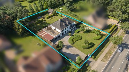 Karaktervolle villa met zwembad op een perceel van 2.585m² - Foto 3