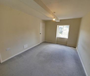 3 bedroom detached house to rent - Photo 2