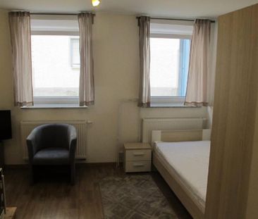 Helles, modern möbliertes Appartement in zentrumsnaher Lage Augsburgs - Foto 2