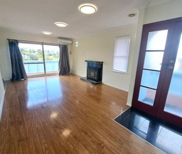 6 Wharf Road, Te Atatu Peninsula - Photo 3