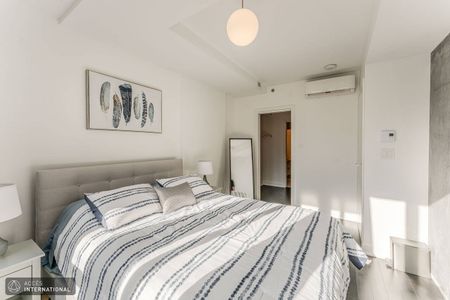 Stunning furnished apartment for rent in the heart of Montréal's Golden Square Mile - Photo 5