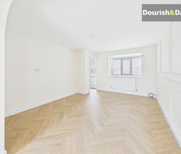 3 bedroom detached house to rent - Photo 2