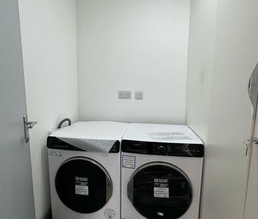 House share to rent - Photo 3