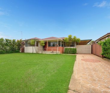 Park-Facing 3-Bedroom Home for Rent – Discounted During Rear Constr... - Photo 6