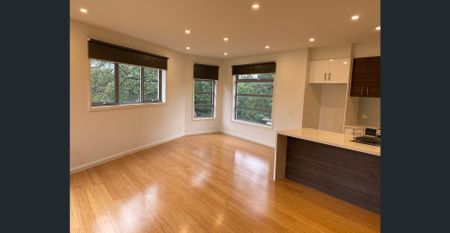 Tri-Level Luxury & Lifestyle! - Photo 5