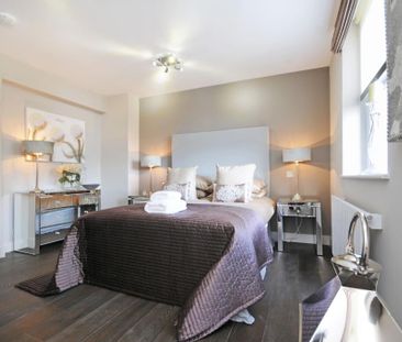 3 bedroom flat to rent - Photo 6