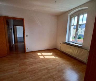 Sehr schöne helle 2 Raum Wohnung ab 09.2025. in Lichtentanne zu ver... - Foto 2