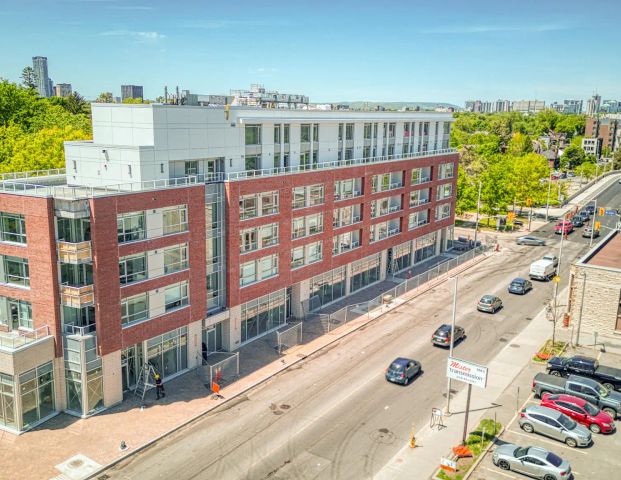 The Bradshaw on Bank — 3 bed balcony Bank & Euclid - BRSH_3A - Photo 1