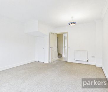 2 bedroom terraced house to rent - Photo 2