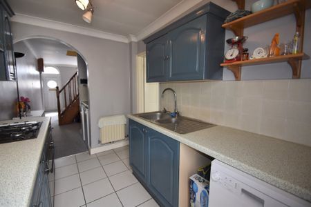 2 bedroom terraced house to rent - Photo 5