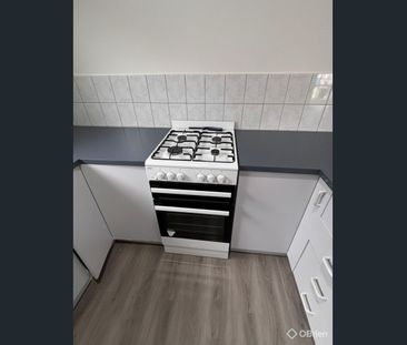 3 bedroom home in a great location - Photo 4