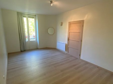 Appartement 3 pièces, 74 m2-AIX LES BAINS - Photo 2