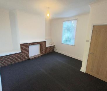 2 bedroom property to rent - Photo 5