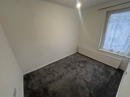 Edinburgh Street, Swindon - Photo 4