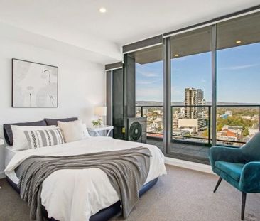 Modern Apartment in Great Location! - Photo 3