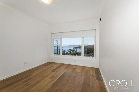 Executive Style Living With Captivating Panoramic Views - Photo 3