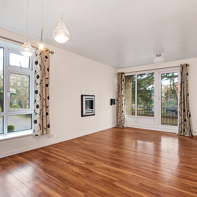 Dunarden Court, SW19, London - Photo 1