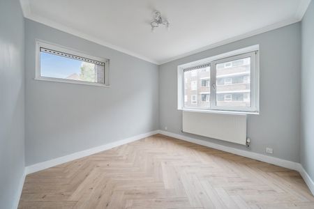 Flat to rent - East Street, London, SE17 - Photo 5