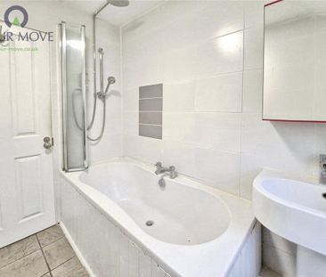 3 bedroom terraced house to rent - Photo 6