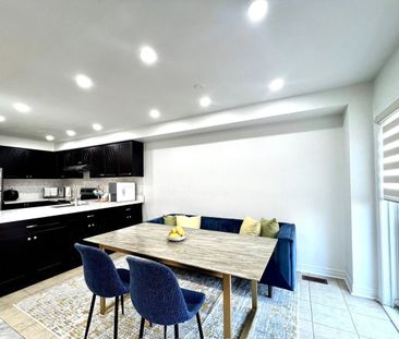 For Lease - 161 Amulet Crescent, Richmond Hill, Ontario - Photo 3