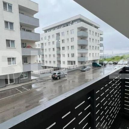 Apartament 3 camere, partial mobilat, 2 bai, petfriendly, zona Bmw - Fotografie 1