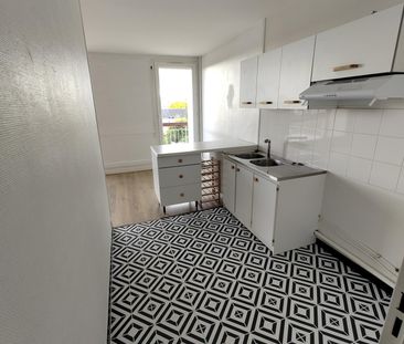 Location Appartement 3 pièces 70m² AVON 77210 - Photo 2