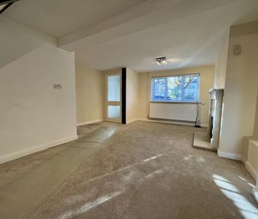 3 bedroom end of terrace house to rent - Photo 1